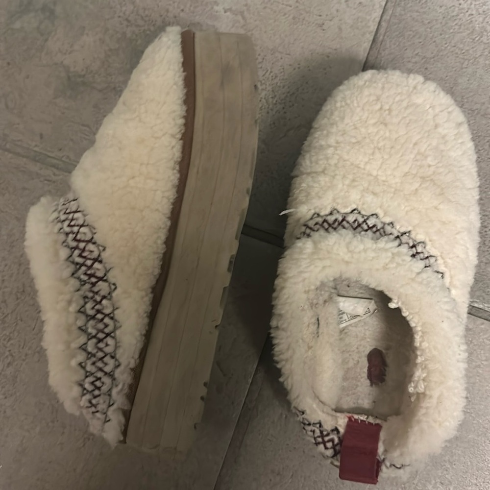 UGG Women's Tazz Braid us5